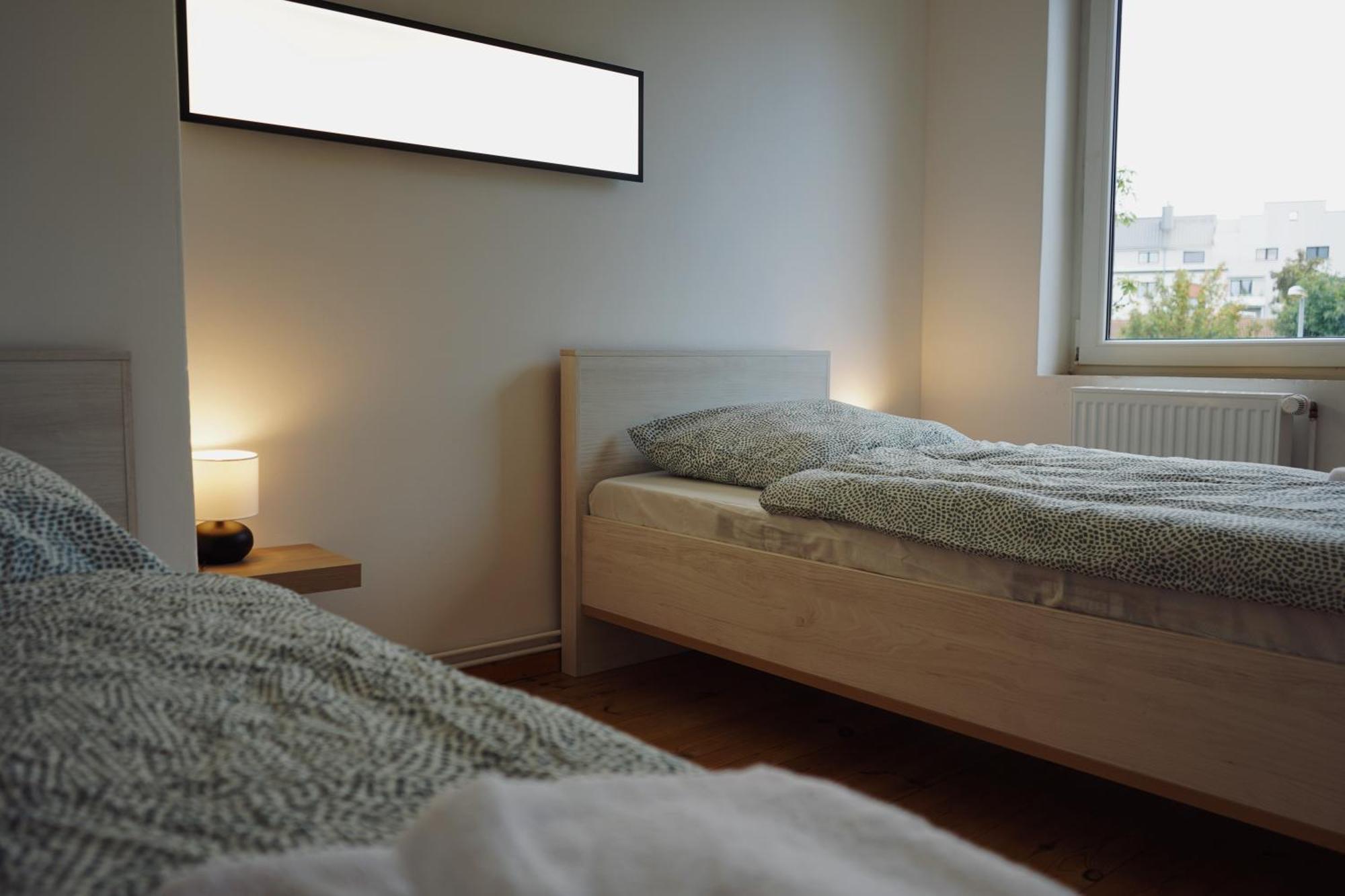 Unique: 5 Bedroom - 2 Bathroom - Kitchen - Bremerhaven